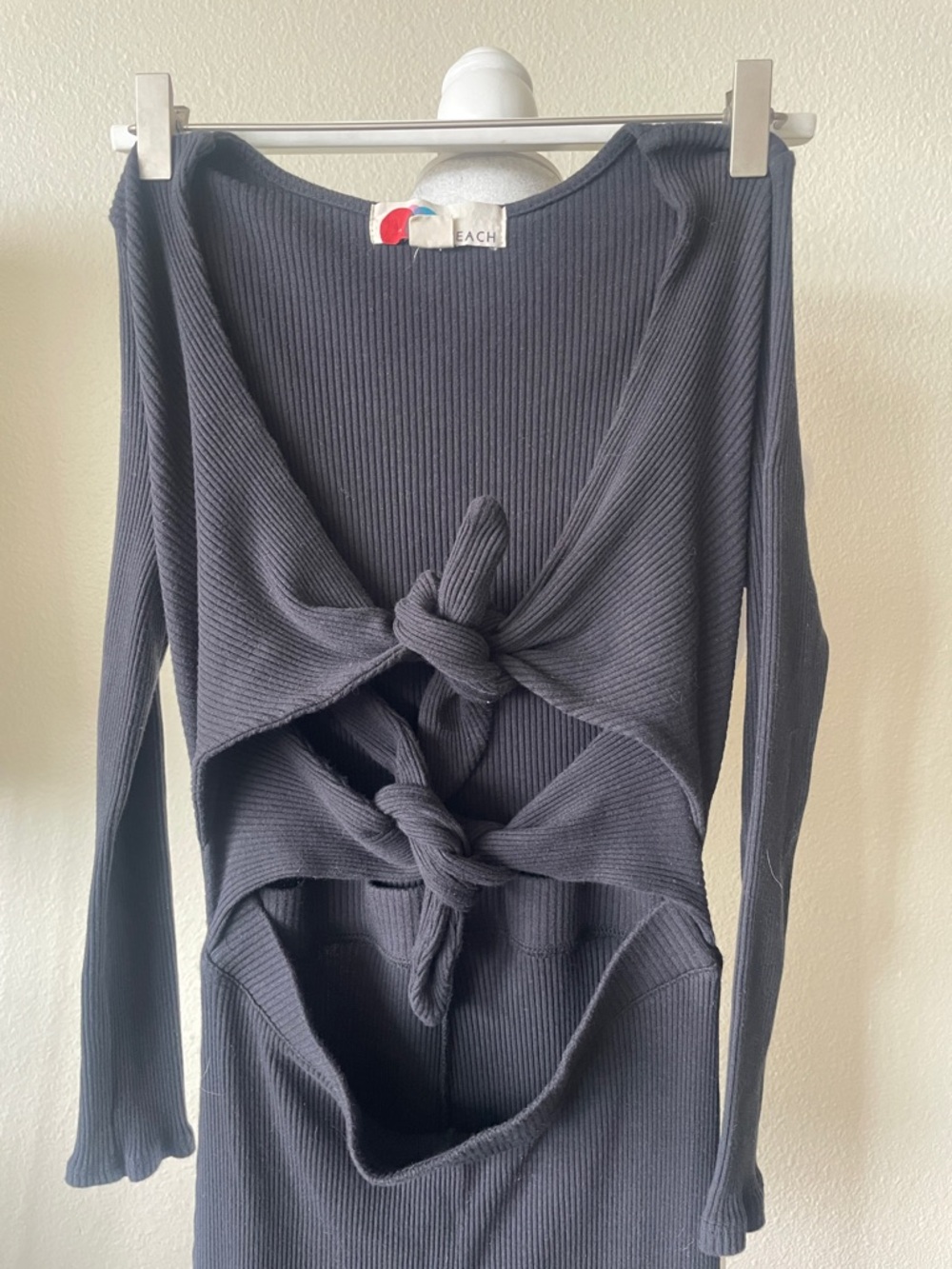 Free People FP Beach Black Ribbed Cutout Tie Front Cropped Jumpsuit Size S - Picture 3 of 8